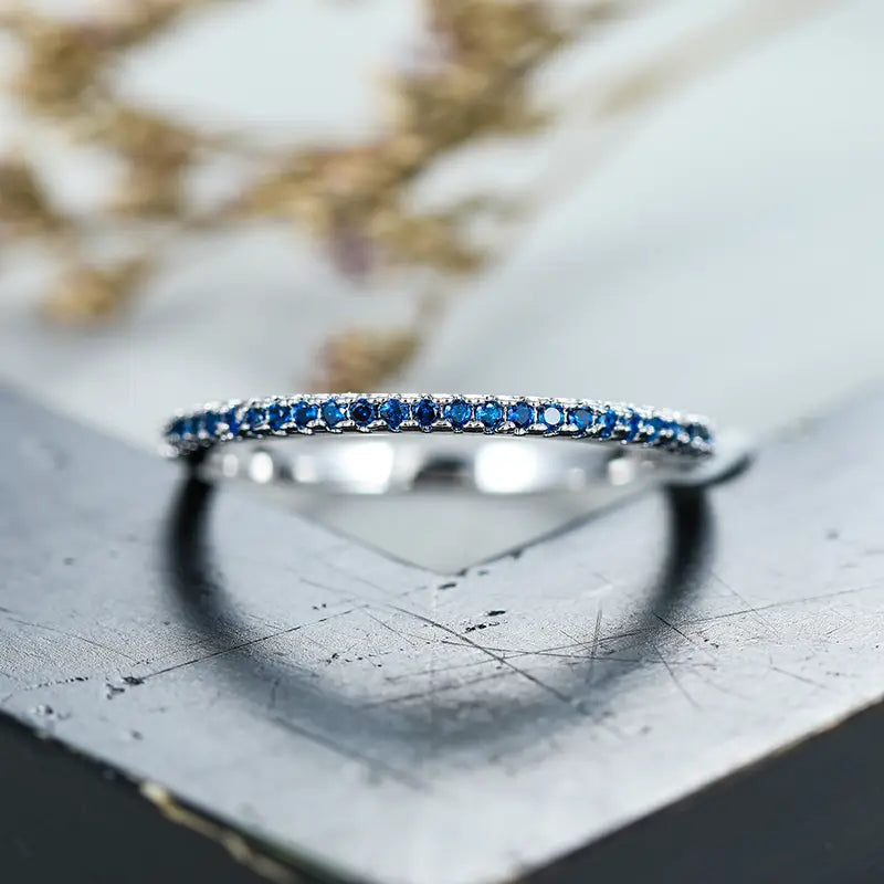 Chic Sapphire Ring