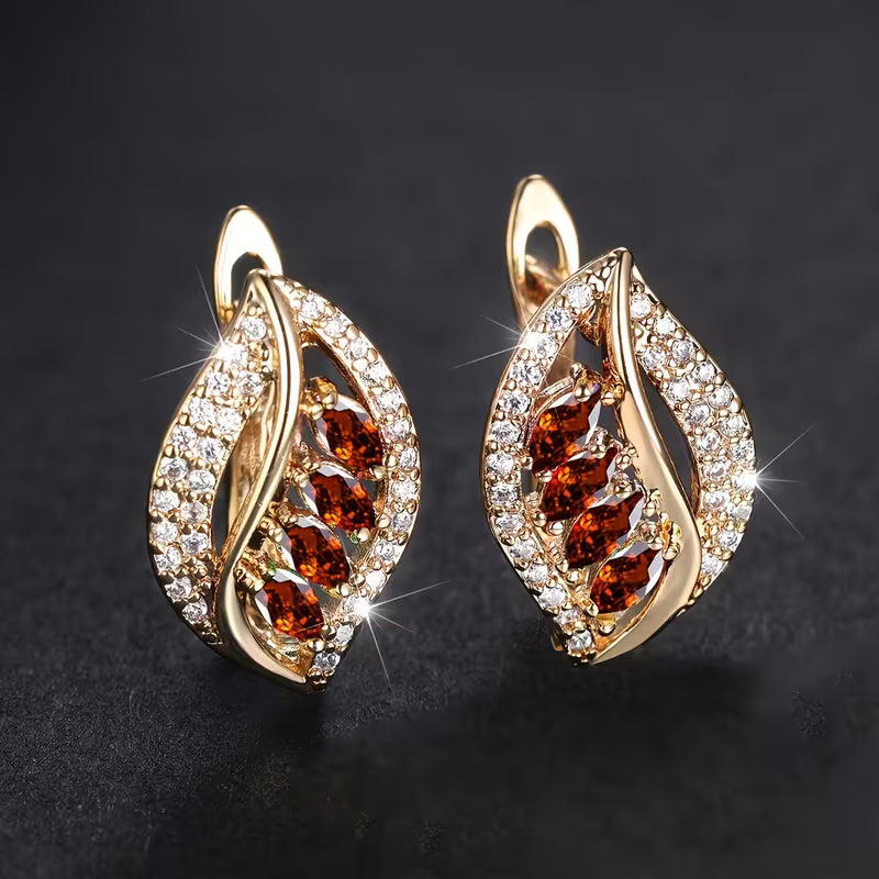 Sophisticated Gold Nature-Inspired Earrings