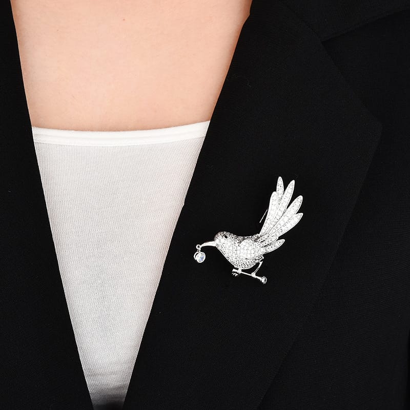 Elegant Gold-Plated Crystal Bird Brooch