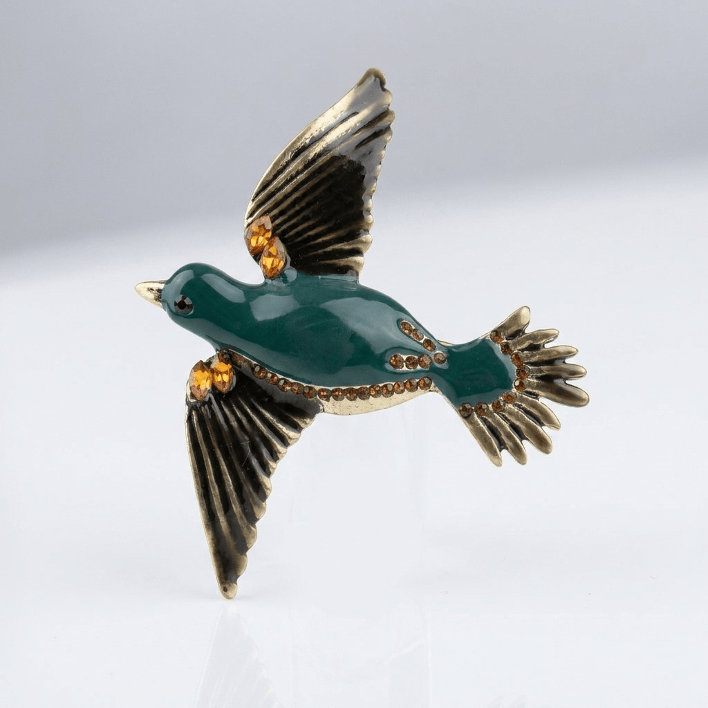 Elegant Vintage-Inspired Animal Brooch