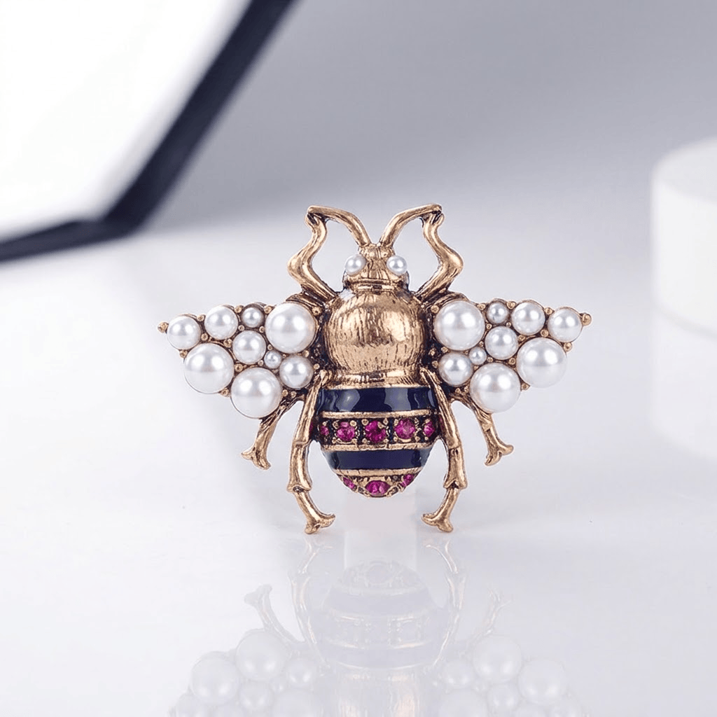 Elegant Dripping Oil Bee Brooch