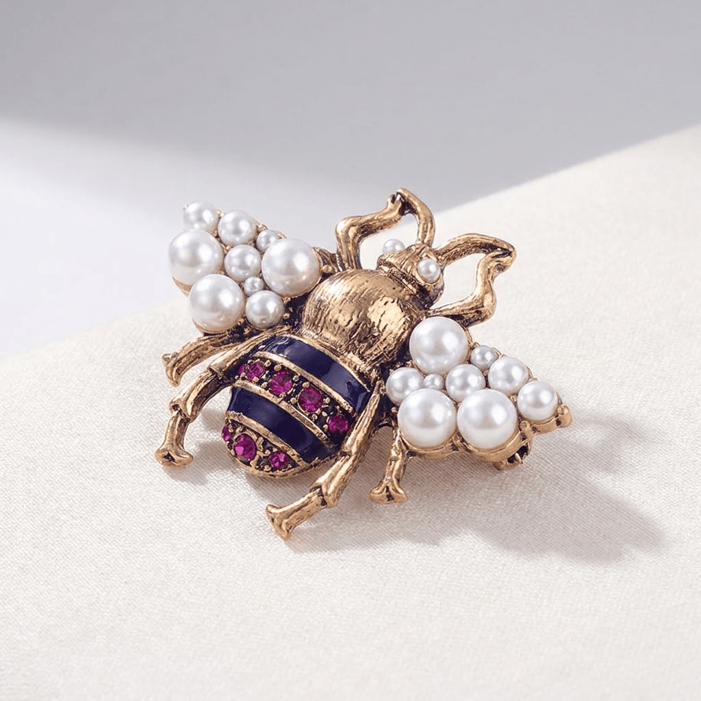 Elegant Dripping Oil Bee Brooch