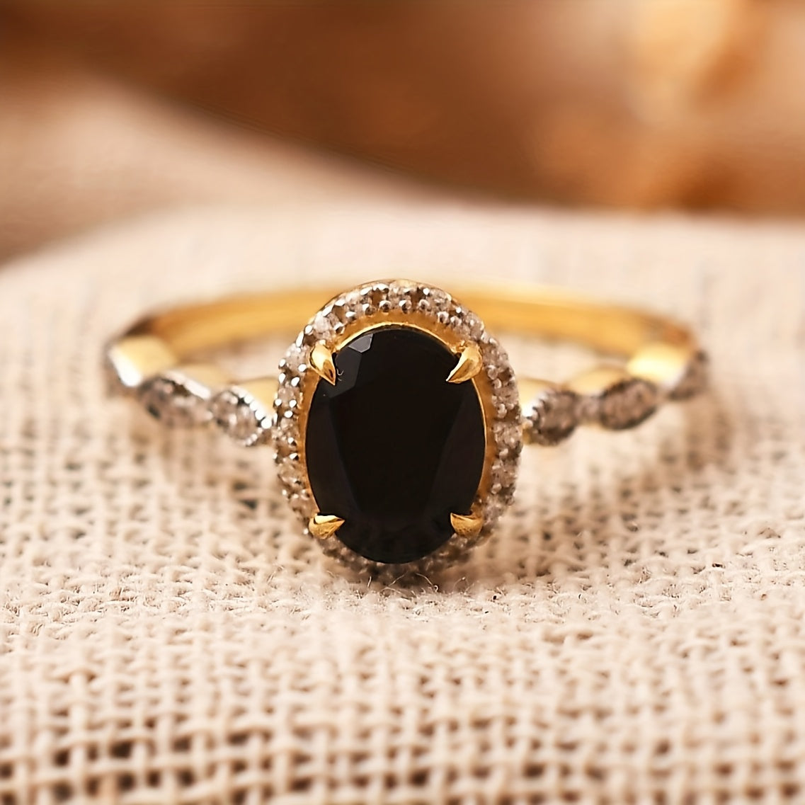 Elegant Onyx Gold Ring