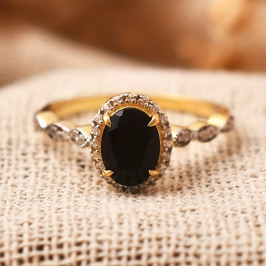 Elegant Onyx Gold Ring