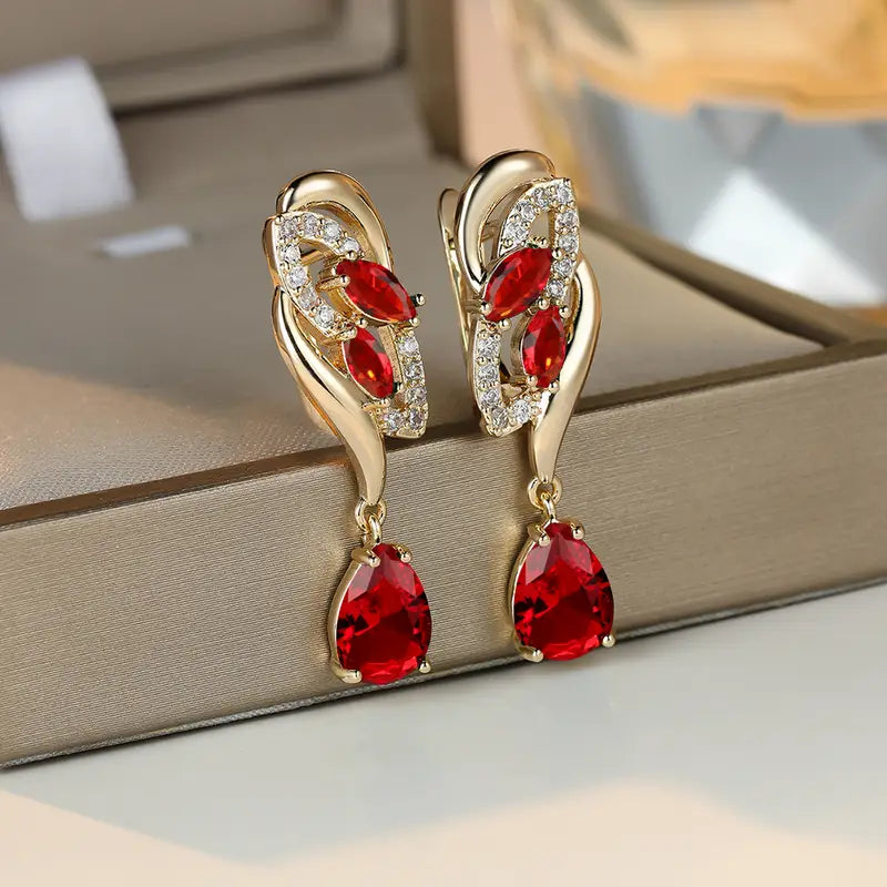 Sophisticated Gold Stud Earrings