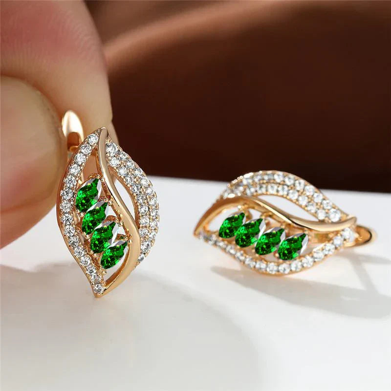 Sophisticated Gold Nature-Inspired Earrings