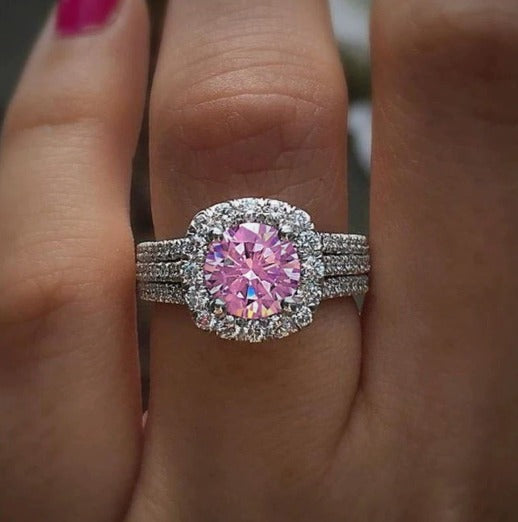 Sophisticated Rosé Sapphire Ring