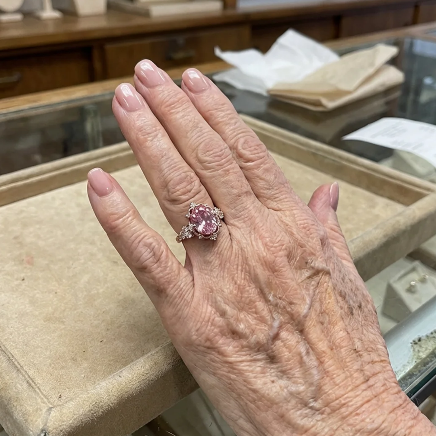 Elegant Rosé Sapphire Rose Gold Tiara Ring