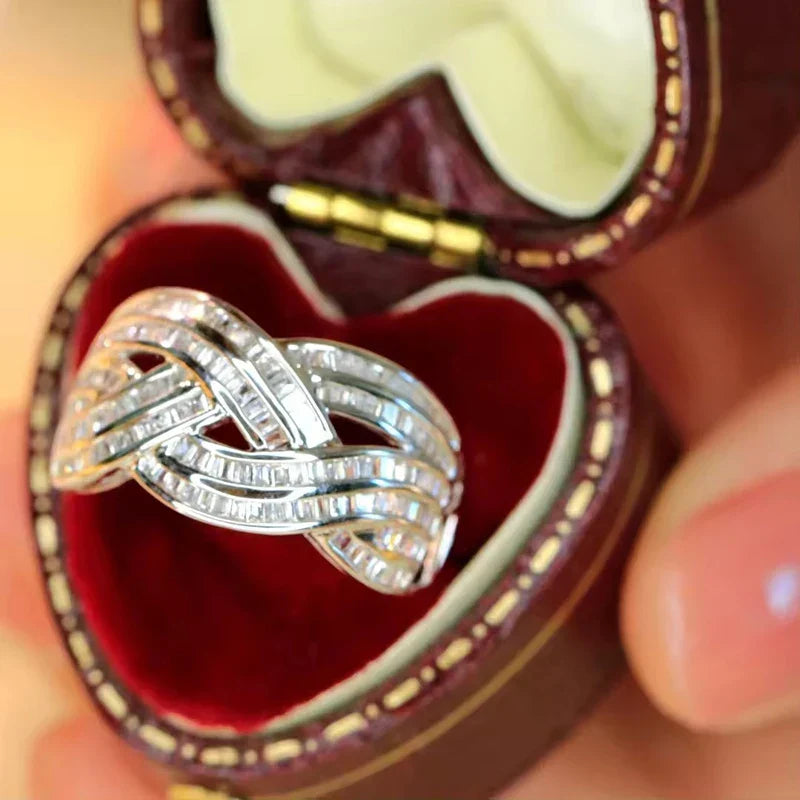 Elegant Wave Cross Zirconia Ring