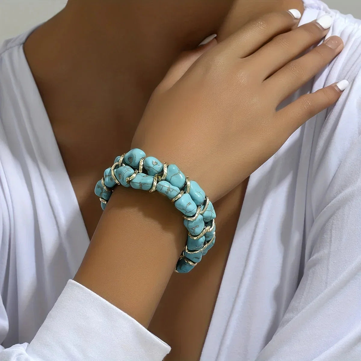 Elegant Turquoise Gold Bracelet