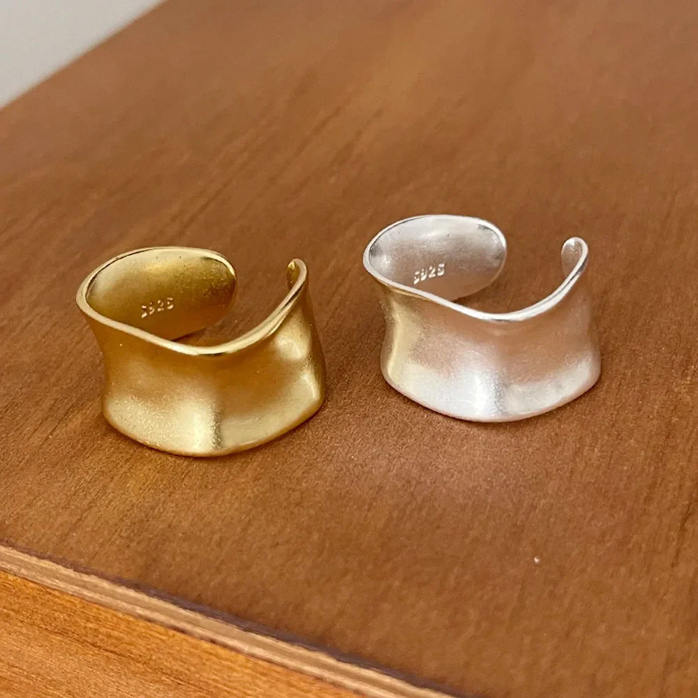 Vintage Adjustable Ring in Gold and Silver