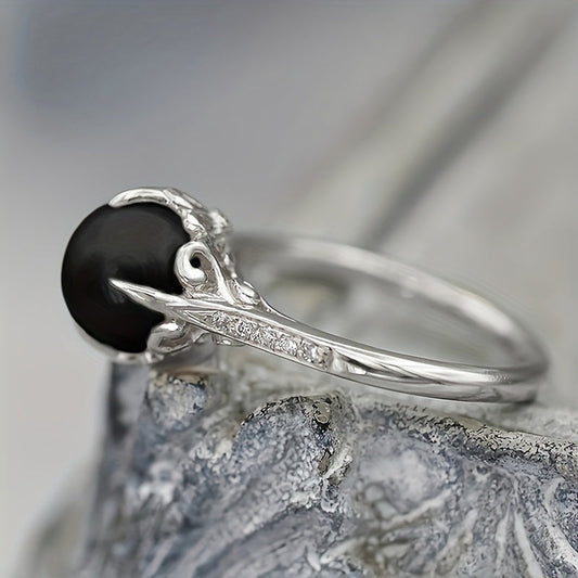 Elegant Vintage Black Zirconia Ring