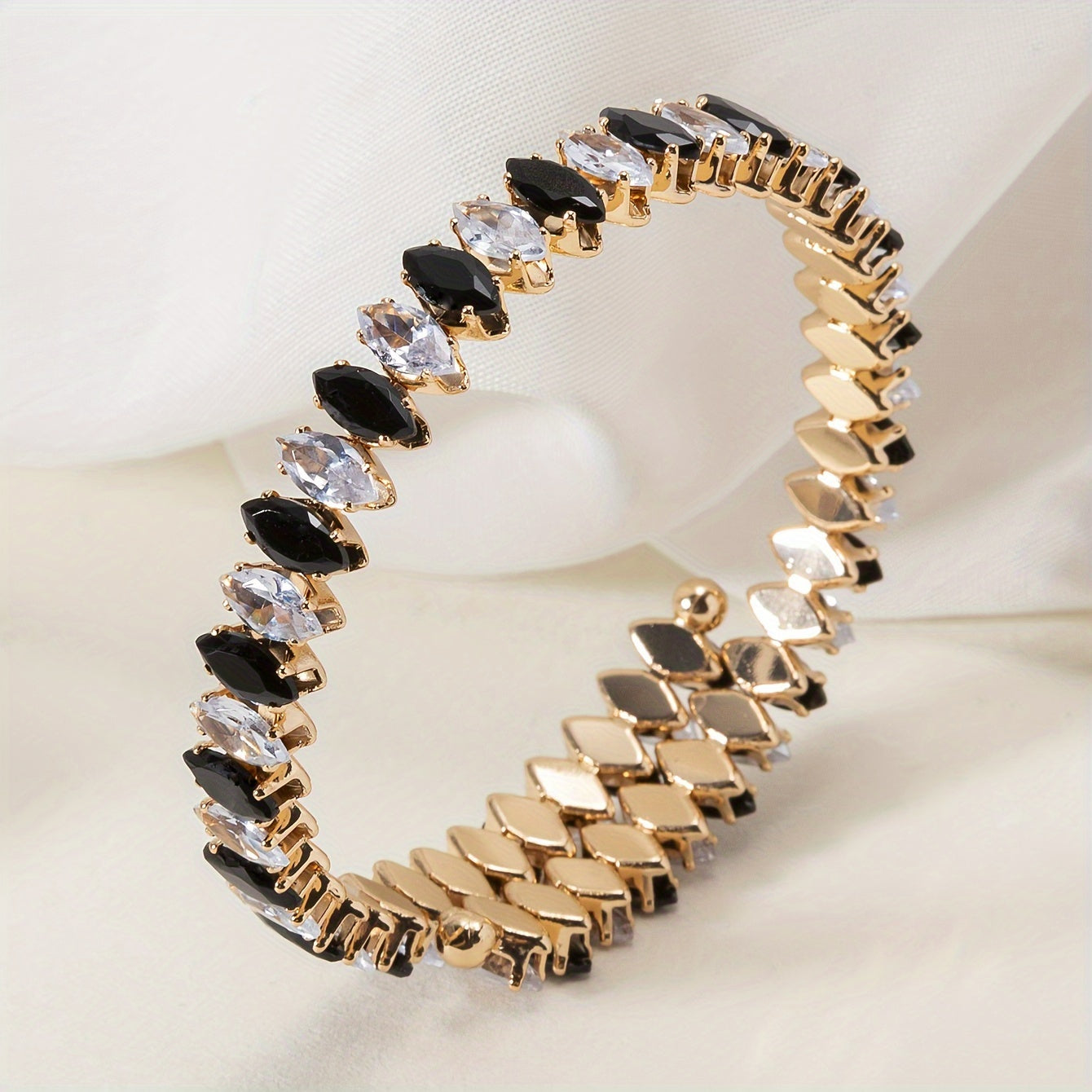 Elegant Marquise Zirconia Onyx Bracelet