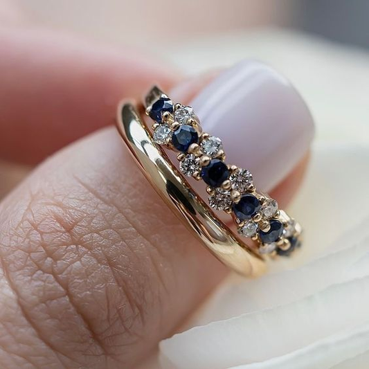 Elegant Vintage-Inspired Zirconia Ring