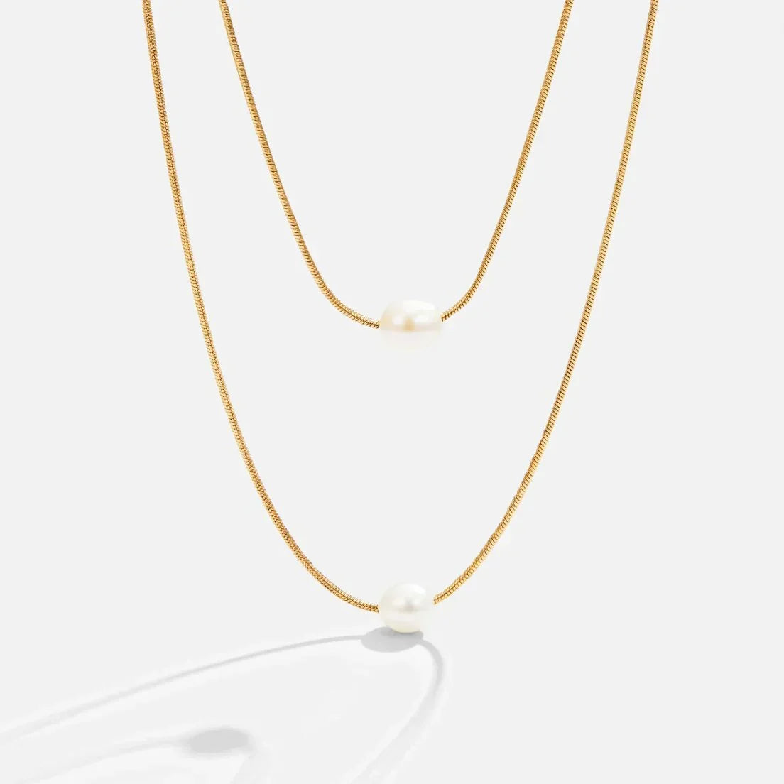 Sophisticated Layered Pearl Necklace