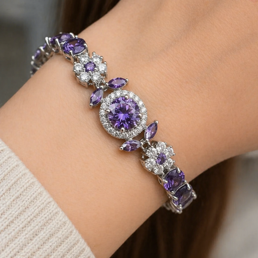Elegant Crown White Gold Bracelet
