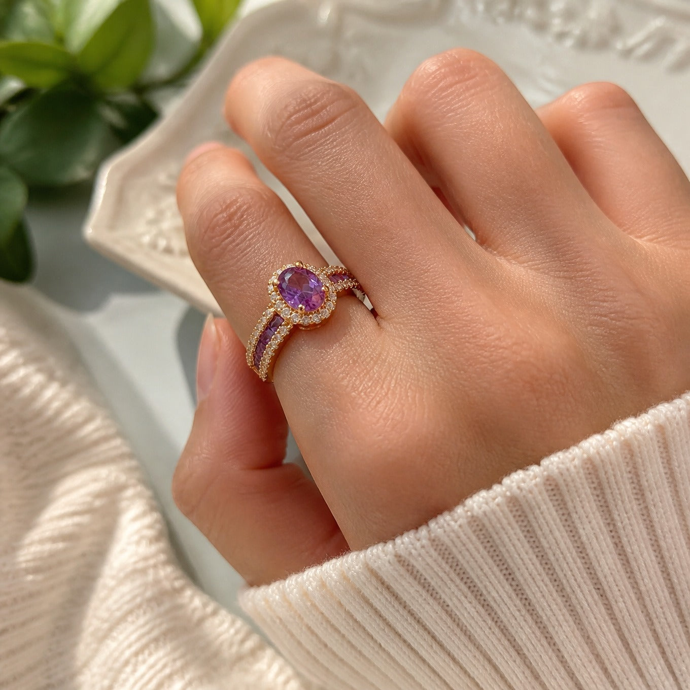 Sophisticated Violet Lumina Rose Gold Ring