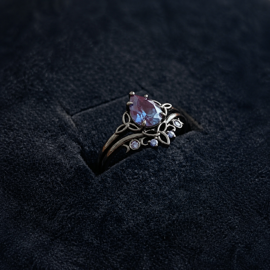 Elegant Amethyst Layered Gold Ring