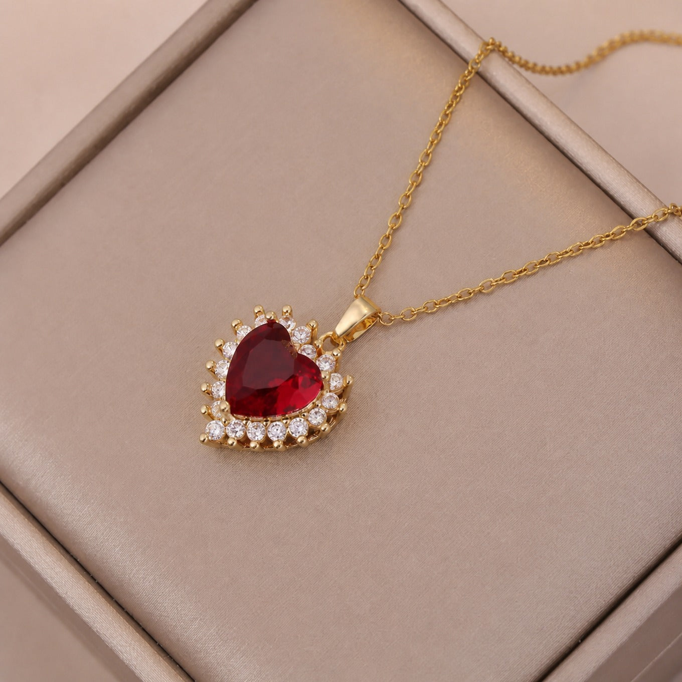 Sophisticated Crimson Gold Jewelry Set