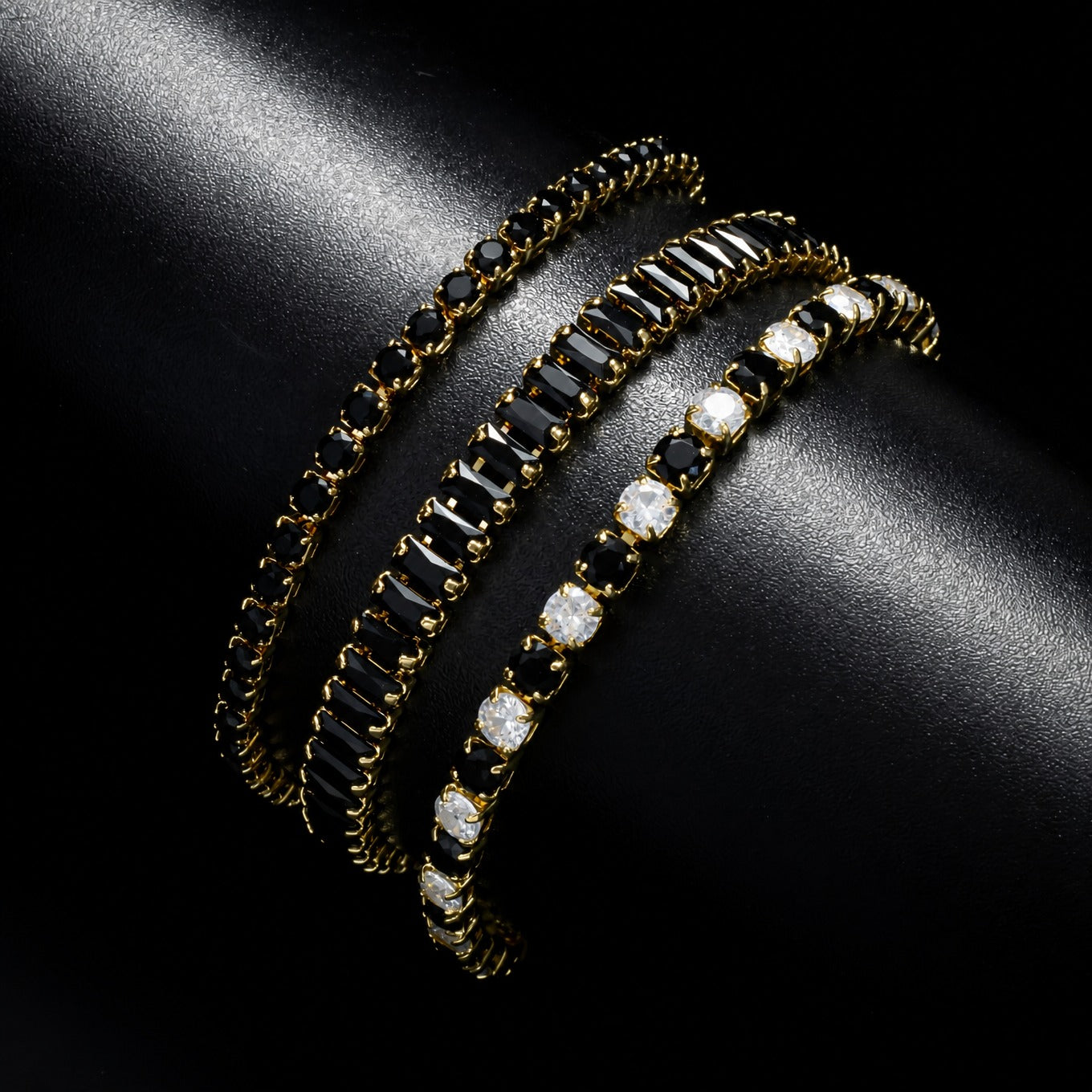 Sophisticated Onyx Copper Bracelet Set