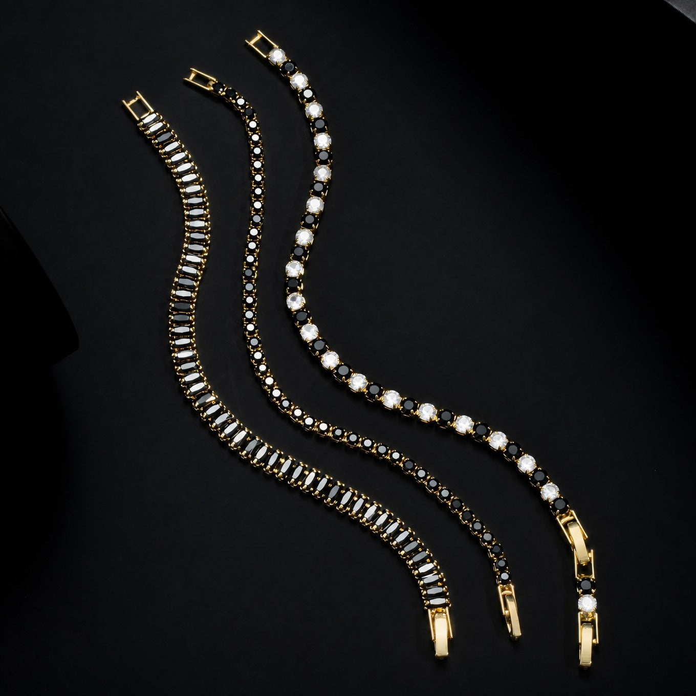 Sophisticated Onyx Copper Bracelet Set