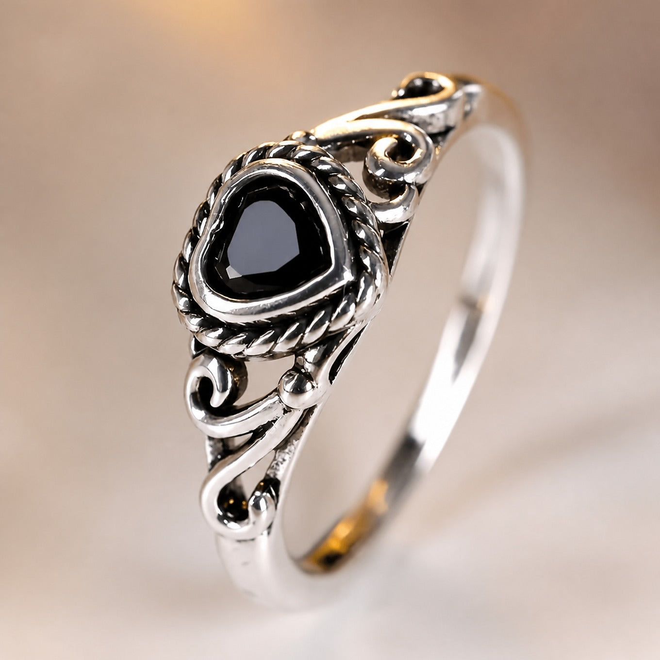 Elegant Onyx Heart Zirconia Ring