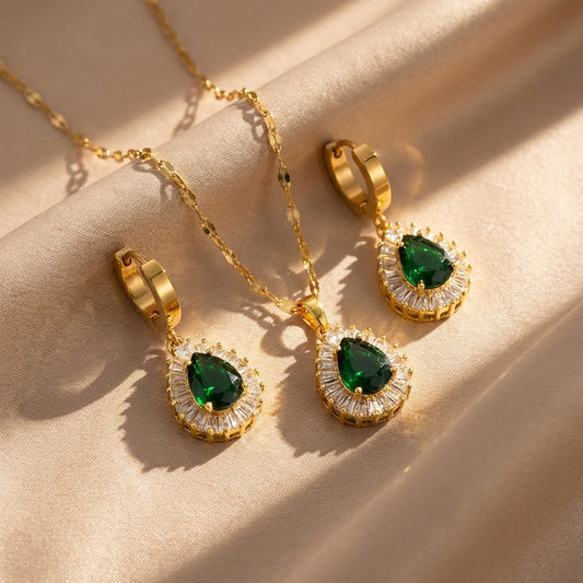 Opulent Emerald Jewelry Set